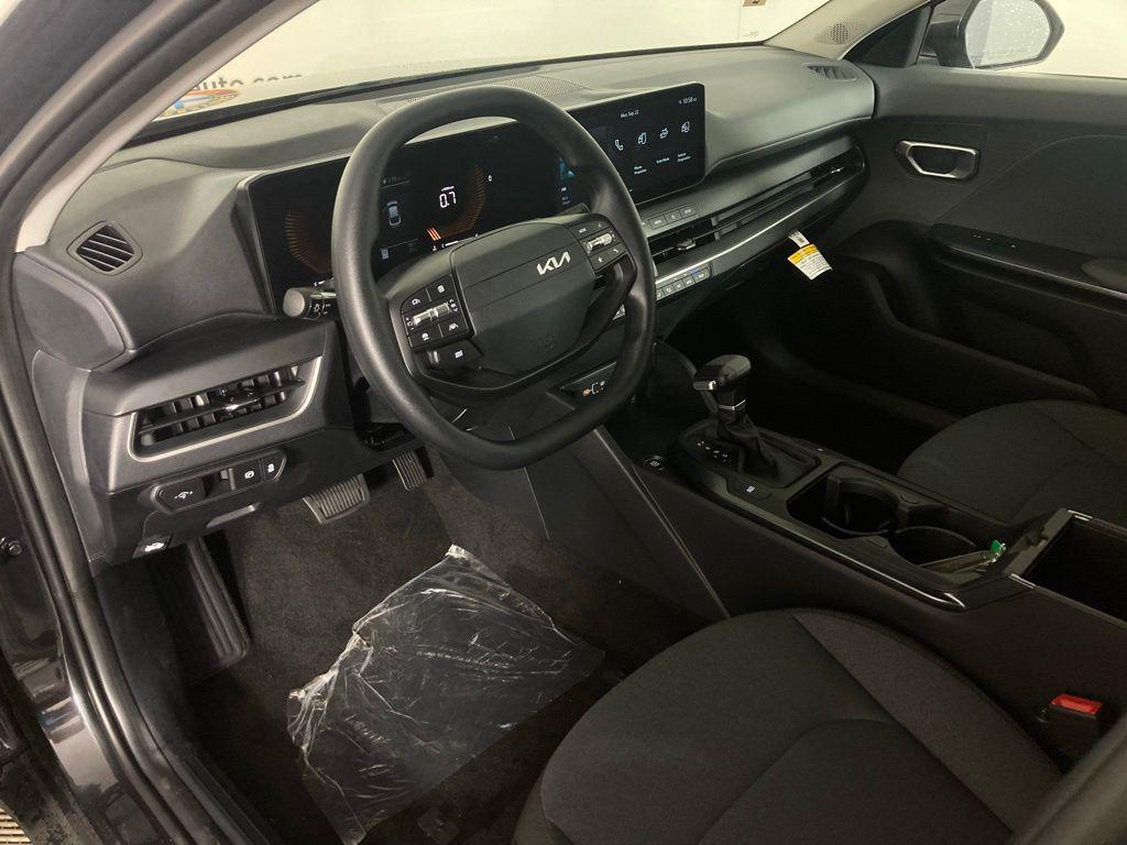 new 2025 Kia K4 car, priced at $22,165