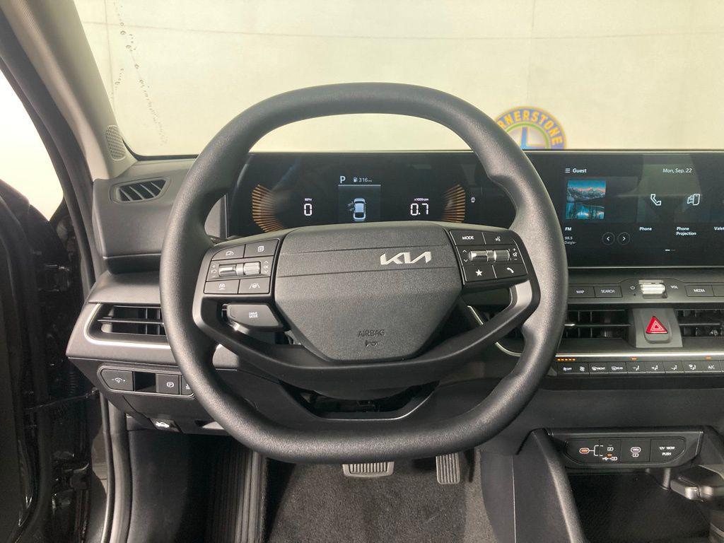 new 2025 Kia K4 car, priced at $22,165