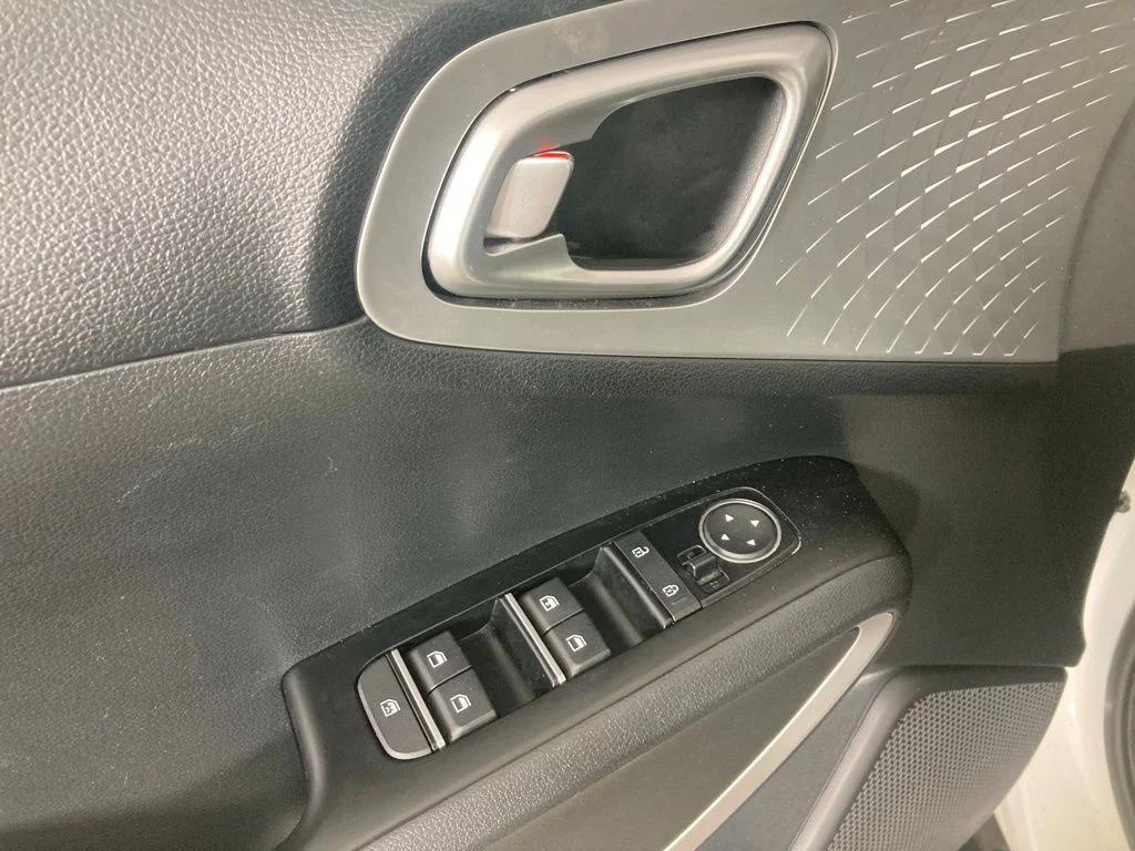 used 2025 Kia Soul car, priced at $19,594
