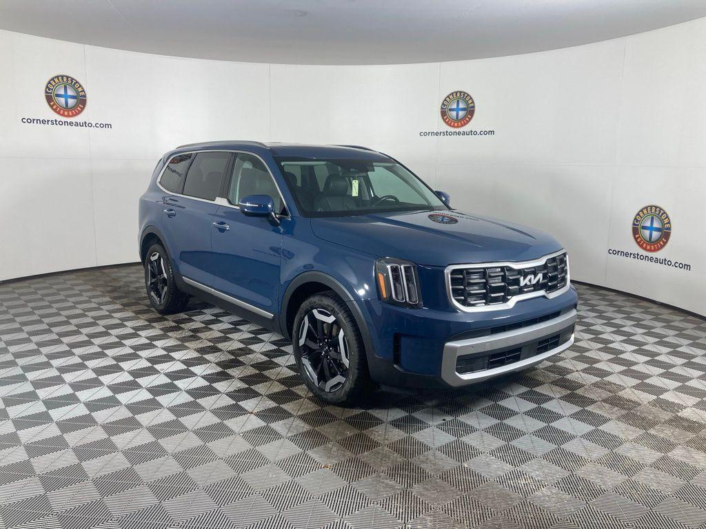 used 2023 Kia Telluride car, priced at $33,489