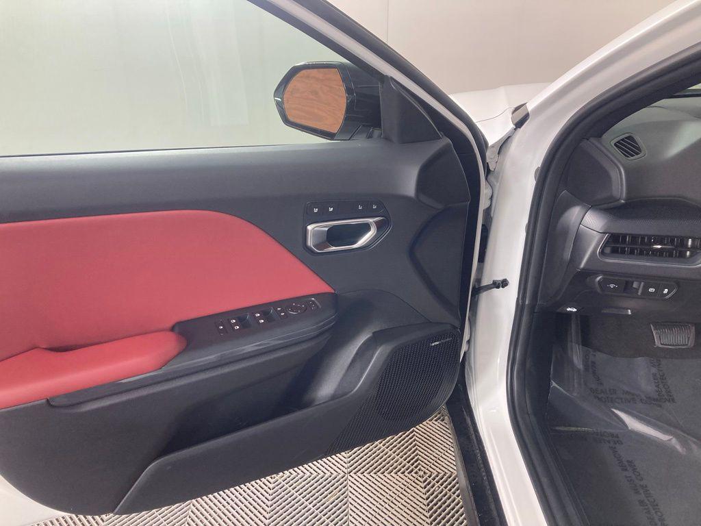 new 2025 Kia K4 car, priced at $26,325