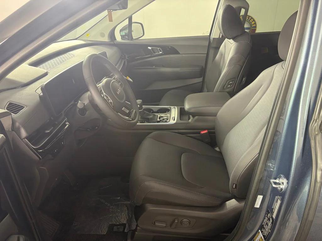 new 2026 Kia Carnival car, priced at $49,945