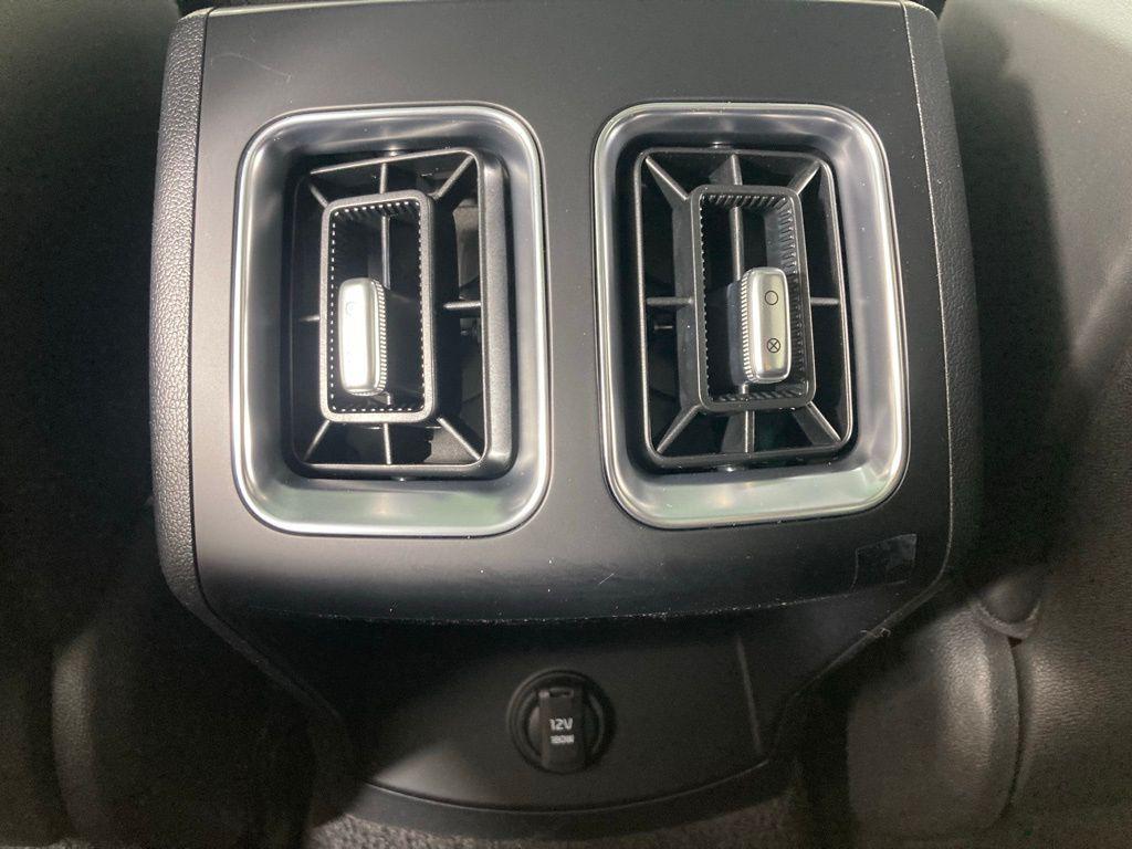 new 2026 Kia Sorento car, priced at $40,175