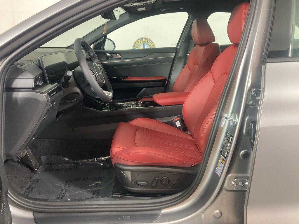 new 2026 Kia K5 car, priced at $31,925