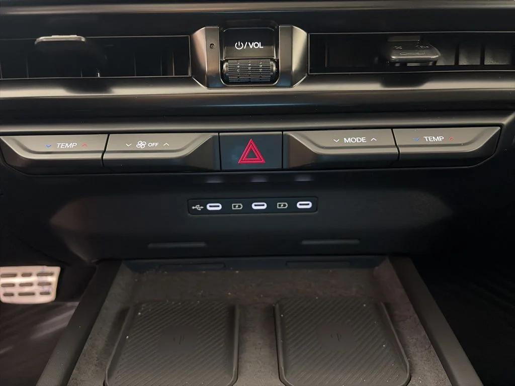 new 2027 Kia Telluride Hybrid car, priced at $56,265