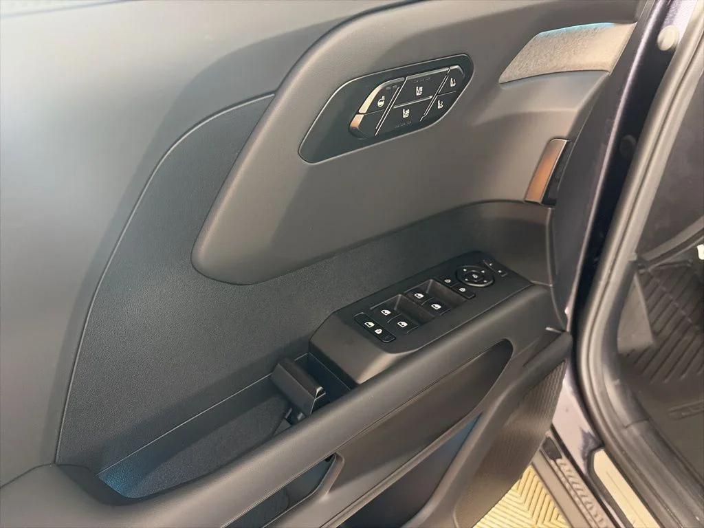 new 2027 Kia Telluride Hybrid car, priced at $56,265