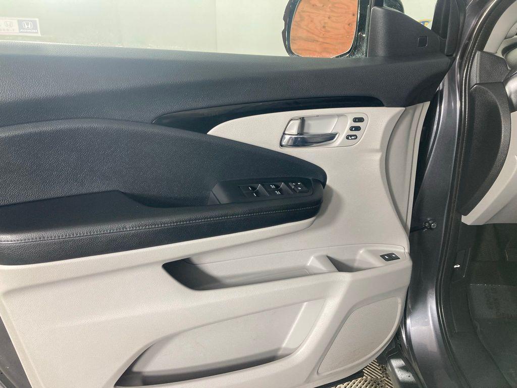 used 2018 Honda Pilot car, priced at $17,196