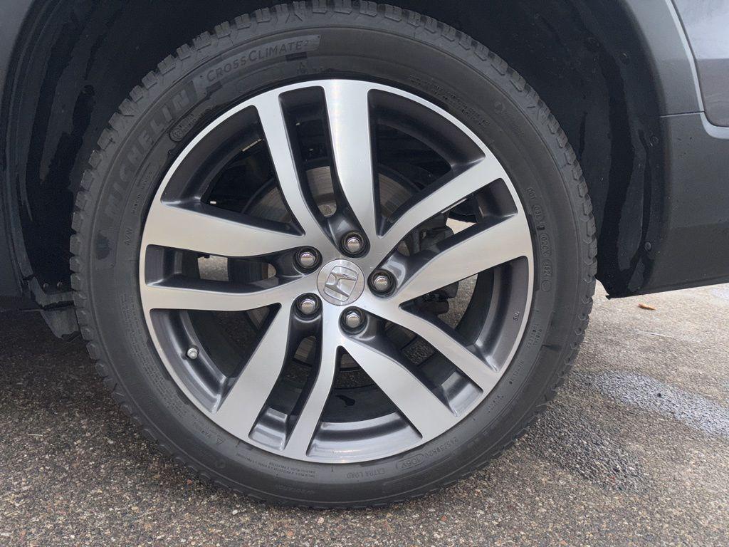 used 2018 Honda Pilot car, priced at $17,523