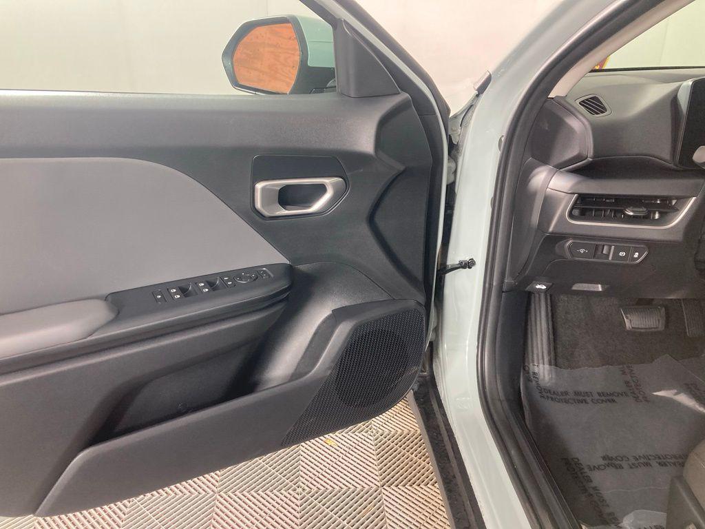 new 2025 Kia K4 car, priced at $22,885