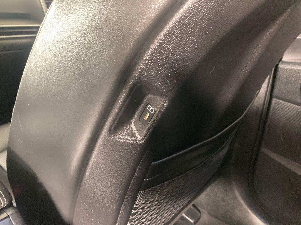 used 2024 Kia Sorento car, priced at $32,782