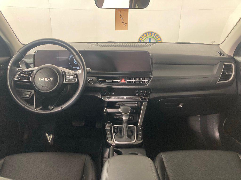 used 2024 Kia Seltos car, priced at $25,490