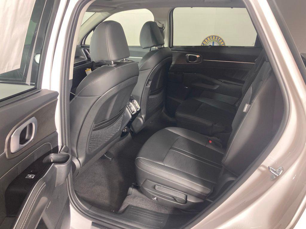 new 2026 Kia Sorento car, priced at $42,220