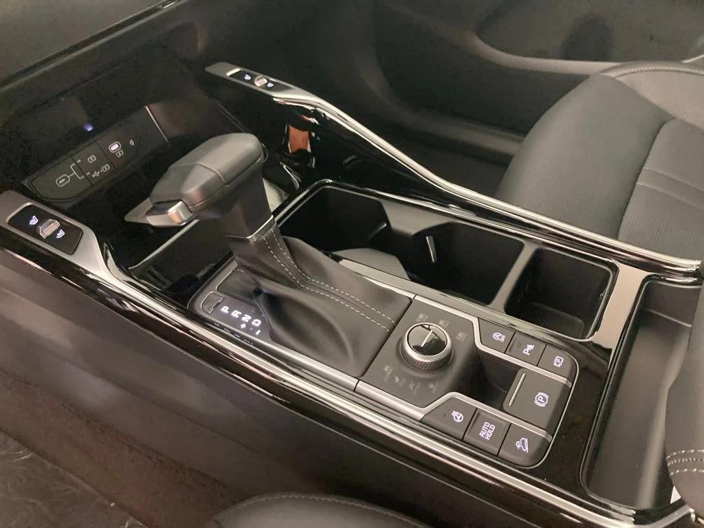 new 2026 Kia Sorento car, priced at $42,570
