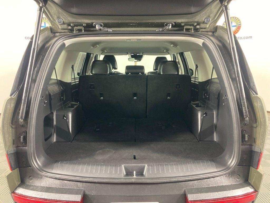 used 2024 Hyundai Santa Fe car, priced at $28,829