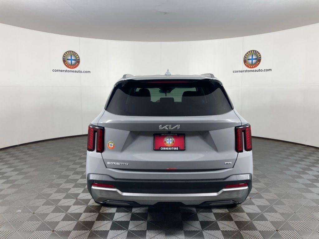 new 2026 Kia Sorento car, priced at $35,295