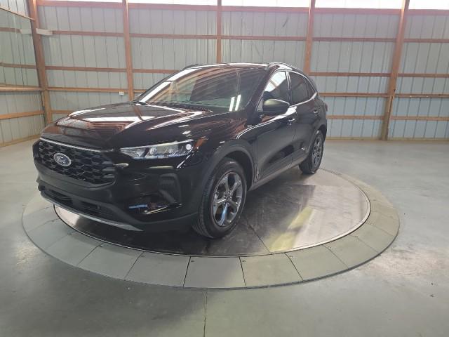 used 2025 Ford Escape car, priced at $29,580