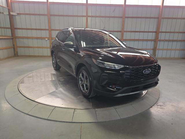 used 2025 Ford Escape car, priced at $29,580