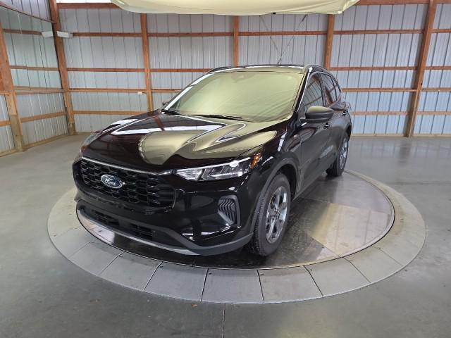 used 2025 Ford Escape car, priced at $28,580