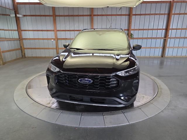 used 2025 Ford Escape car, priced at $28,580