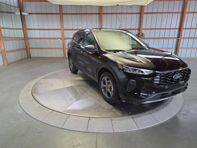 used 2025 Ford Escape car, priced at $28,580