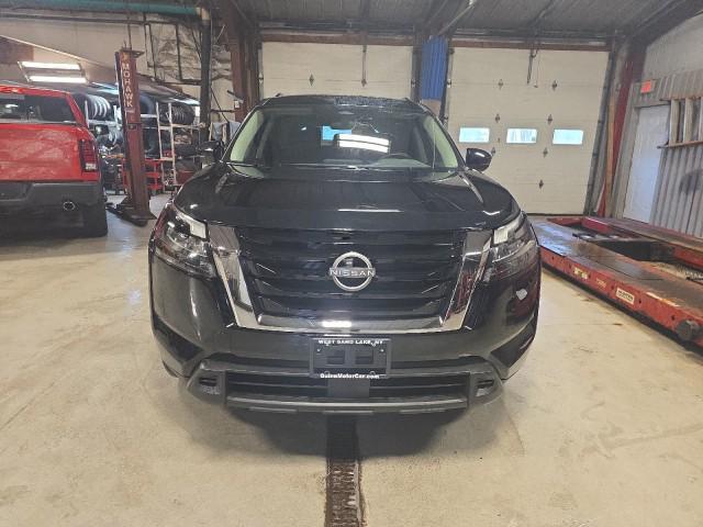 used 2024 Nissan Pathfinder car, priced at $32,980