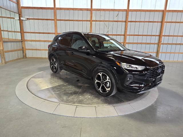 used 2023 Ford Escape car, priced at $26,980