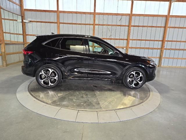 used 2023 Ford Escape car, priced at $26,980