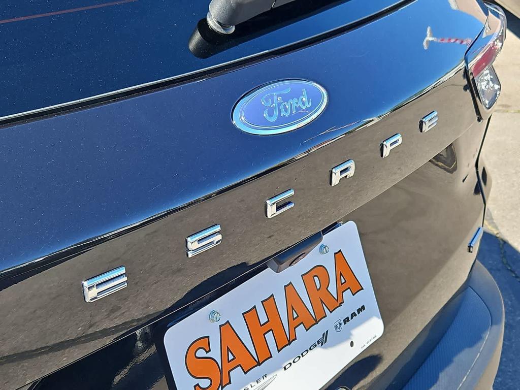 used 2022 Ford Escape car, priced at $17,699