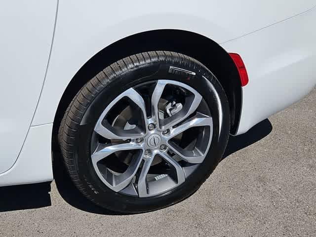 new 2026 Chrysler Pacifica car, priced at $52,926