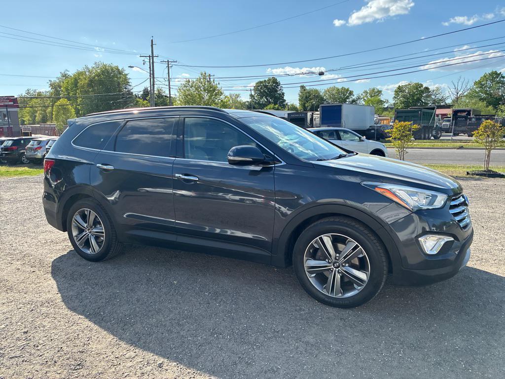 used 2013 Hyundai Santa Fe car, priced at $9,996