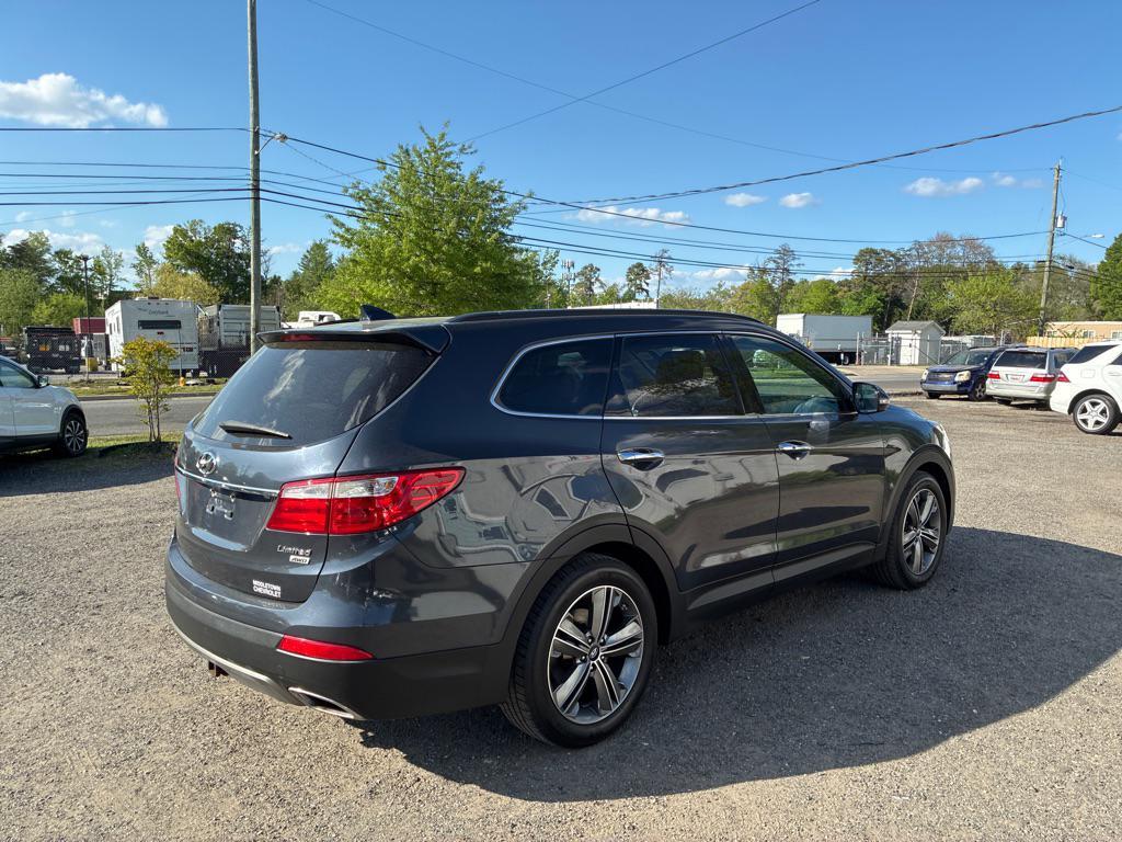 used 2013 Hyundai Santa Fe car, priced at $9,996