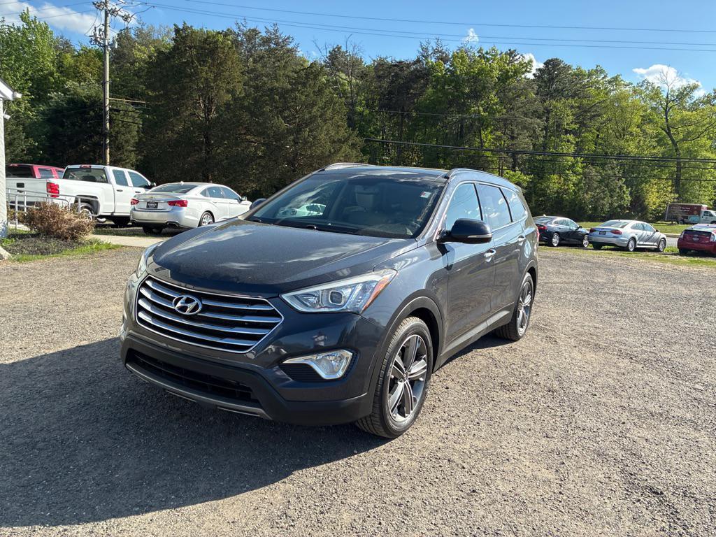 used 2013 Hyundai Santa Fe car, priced at $9,996