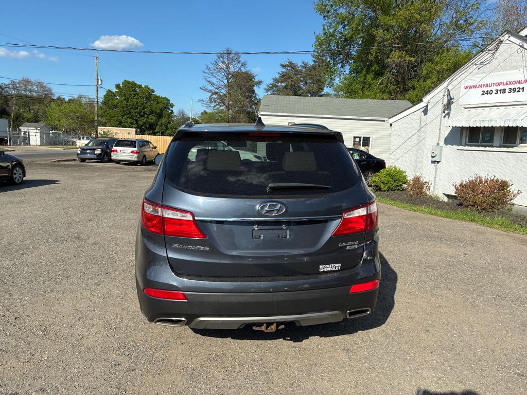 used 2013 Hyundai Santa Fe car, priced at $9,996