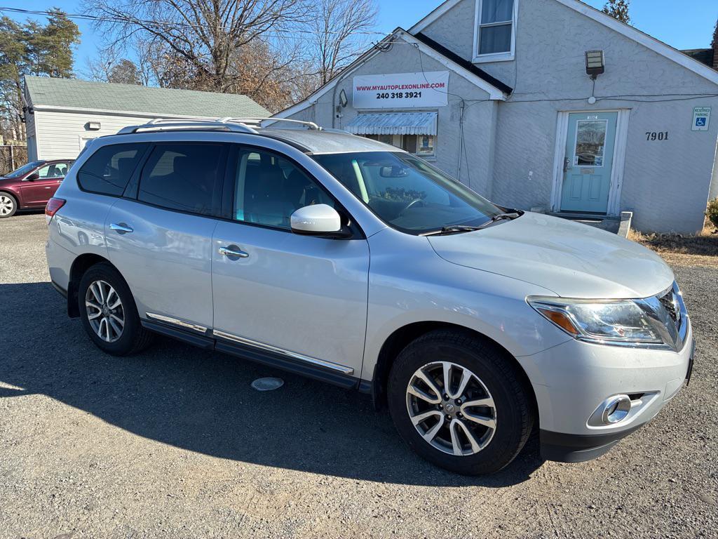 used 2013 Nissan Pathfinder car, priced at $8,496