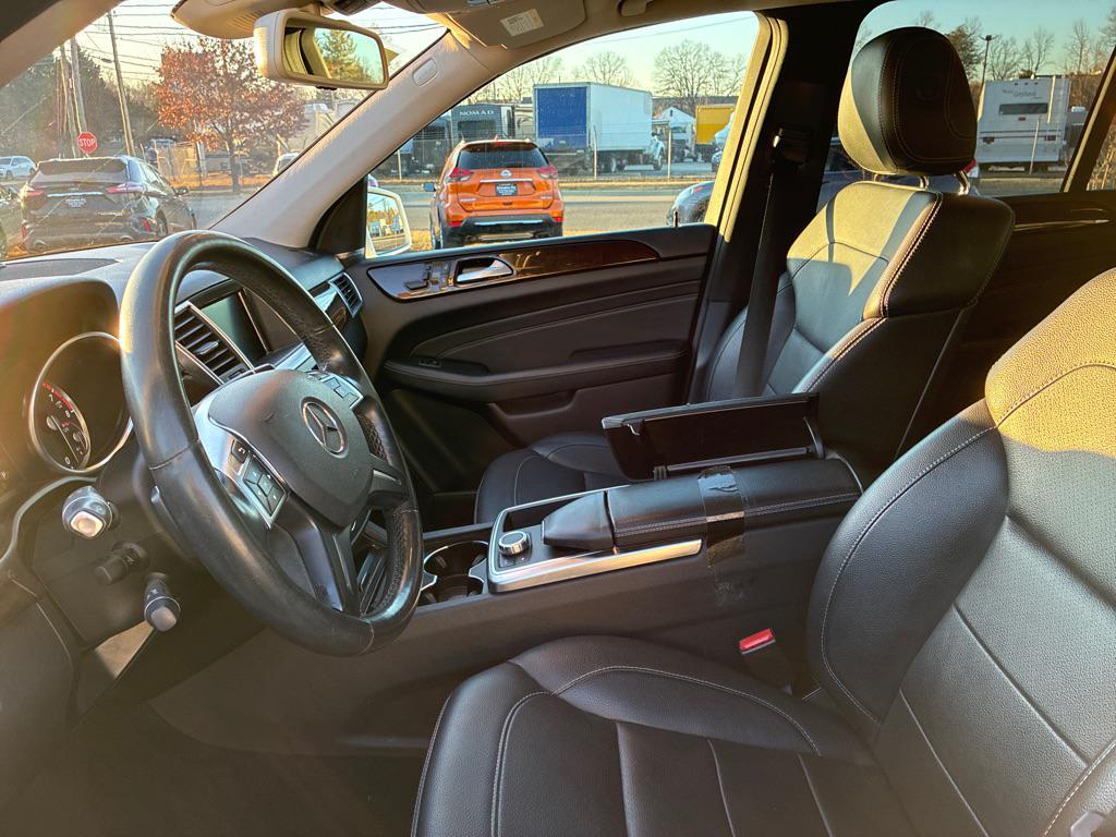 used 2015 Mercedes-Benz M-Class car, priced at $12,996