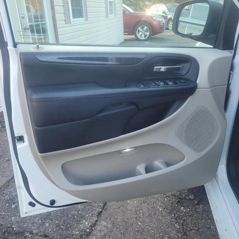 used 2018 Dodge Grand Caravan car, priced at $14,000