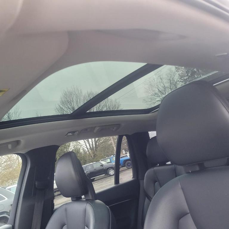 used 2020 Volvo XC90 car, priced at $22,000