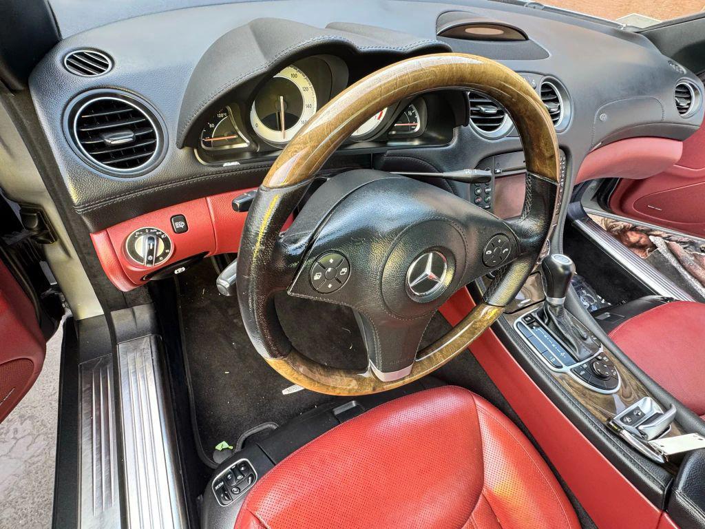 used 2009 Mercedes-Benz SL-Class car, priced at $18,550