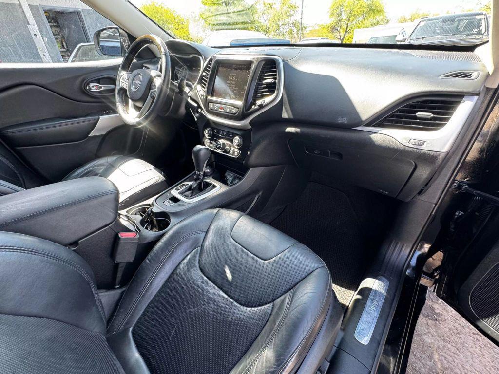 used 2017 Jeep Cherokee car, priced at $11,550