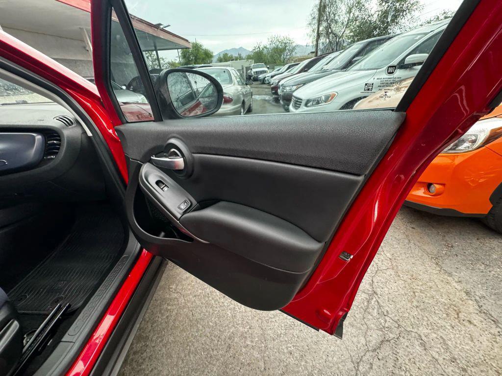 used 2022 FIAT 500X car, priced at $11,550