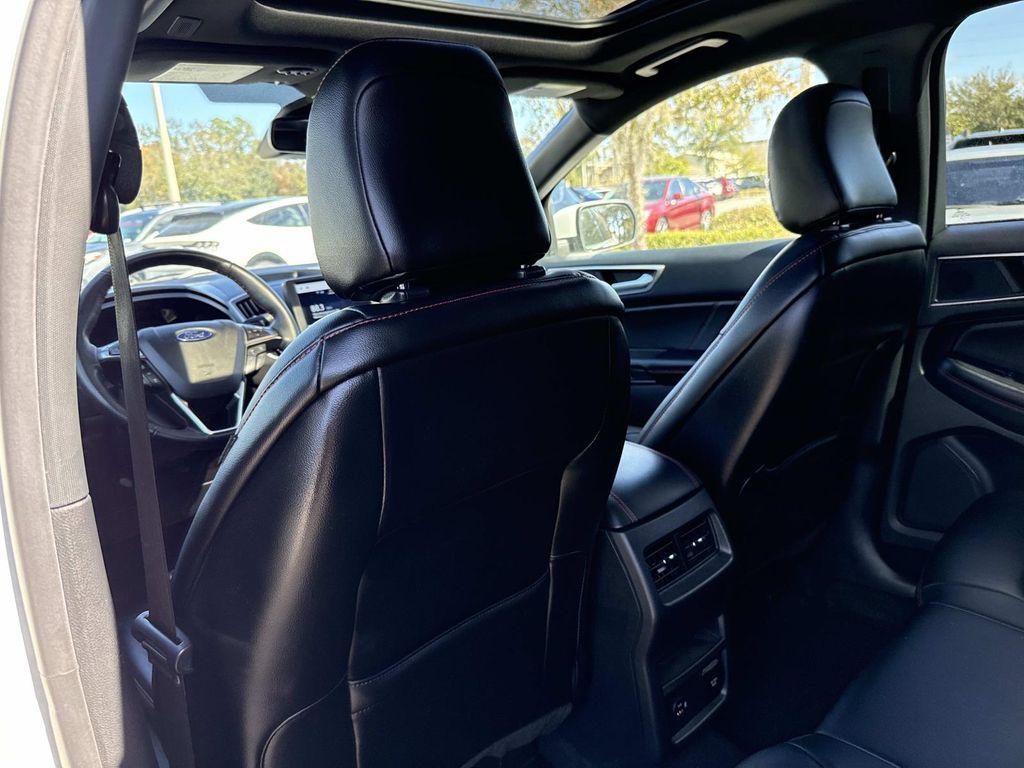 used 2022 Ford Edge car, priced at $24,912