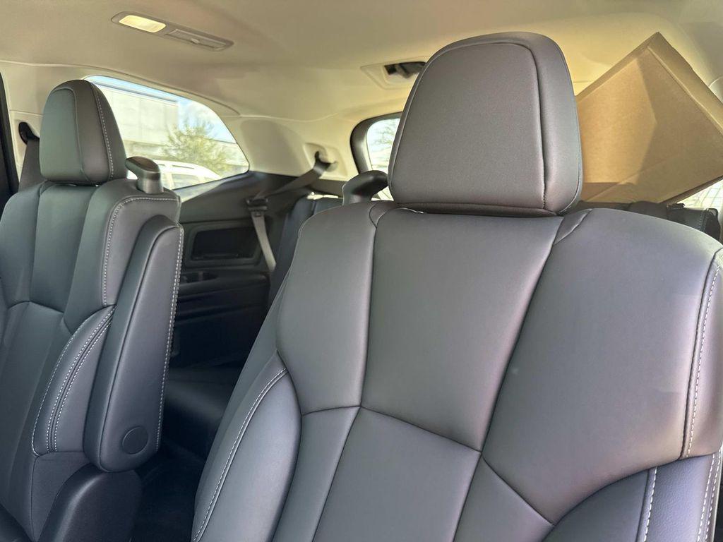 new 2026 Subaru Ascent car, priced at $40,204