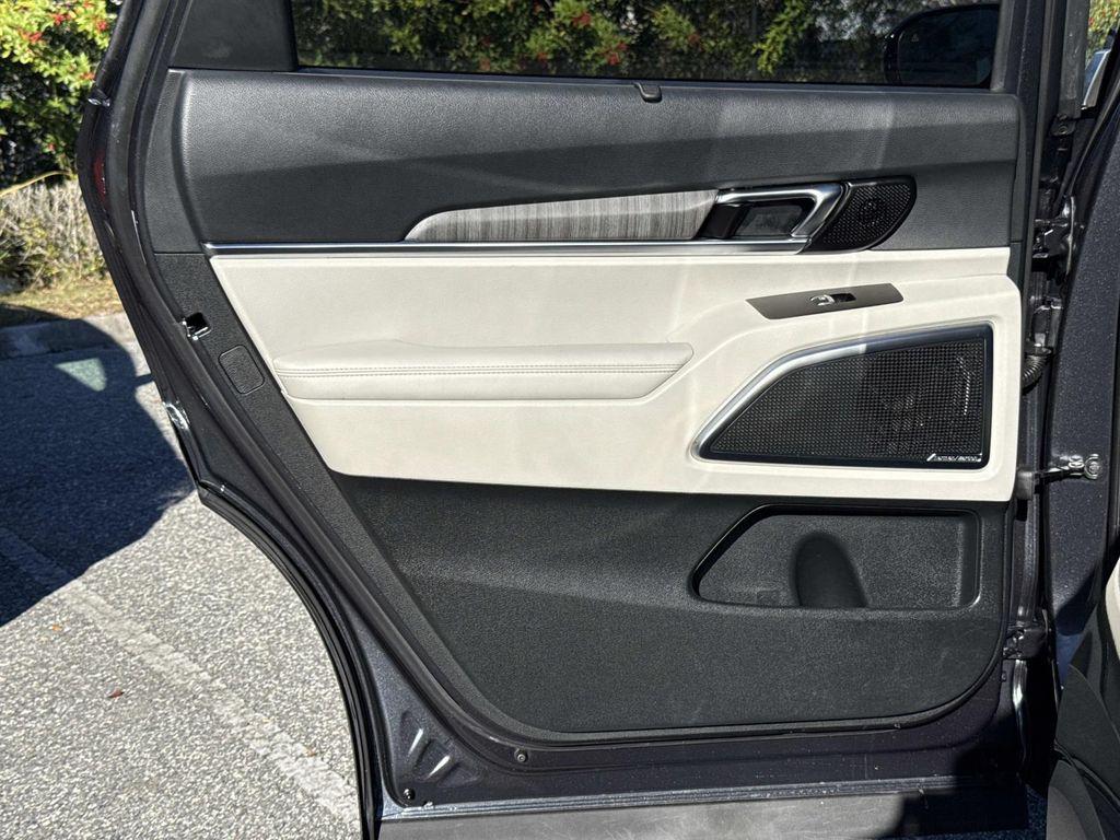 used 2024 Kia Telluride car, priced at $35,250