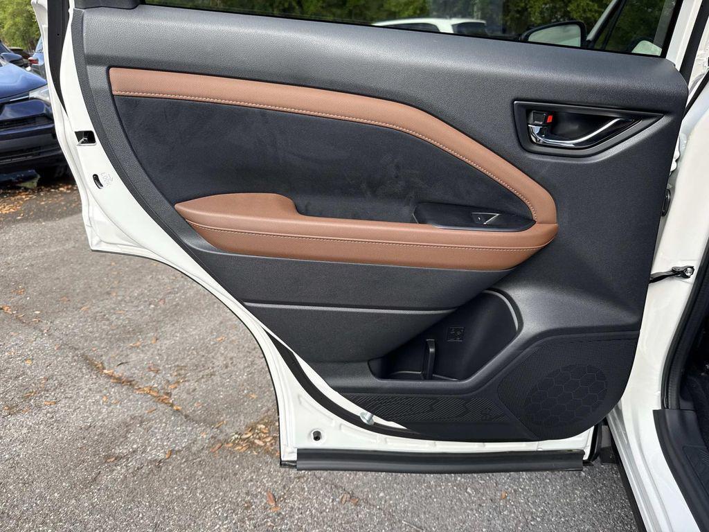 new 2026 Subaru Forester Hybrid car, priced at $40,724