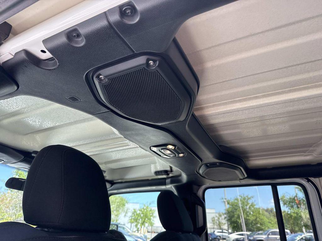 used 2020 Jeep Wrangler Unlimited car, priced at $20,337