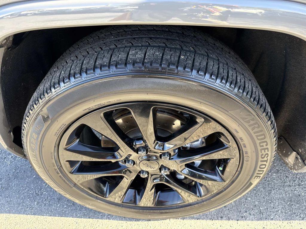 used 2019 Jeep Grand Cherokee car, priced at $17,313