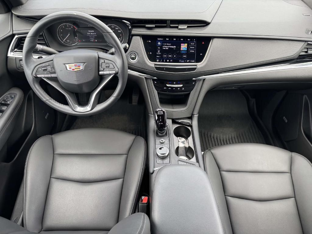 used 2024 Cadillac XT6 car, priced at $39,995