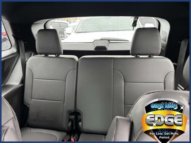 used 2023 Chevrolet Traverse car, priced at $28,995