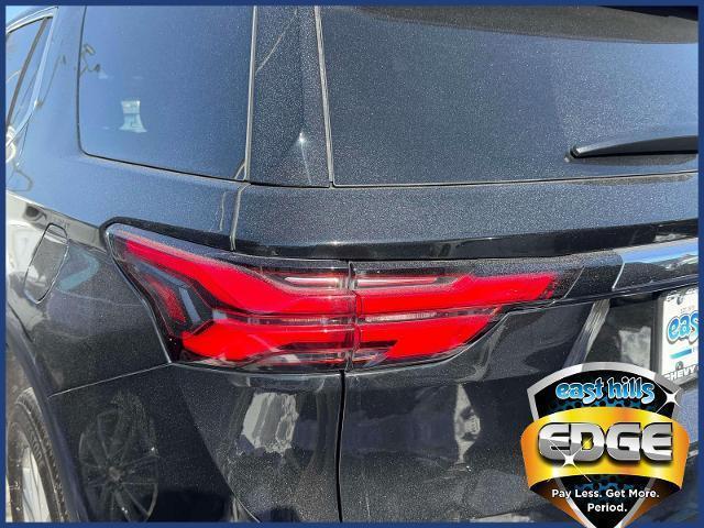 used 2023 Chevrolet Traverse car, priced at $28,495