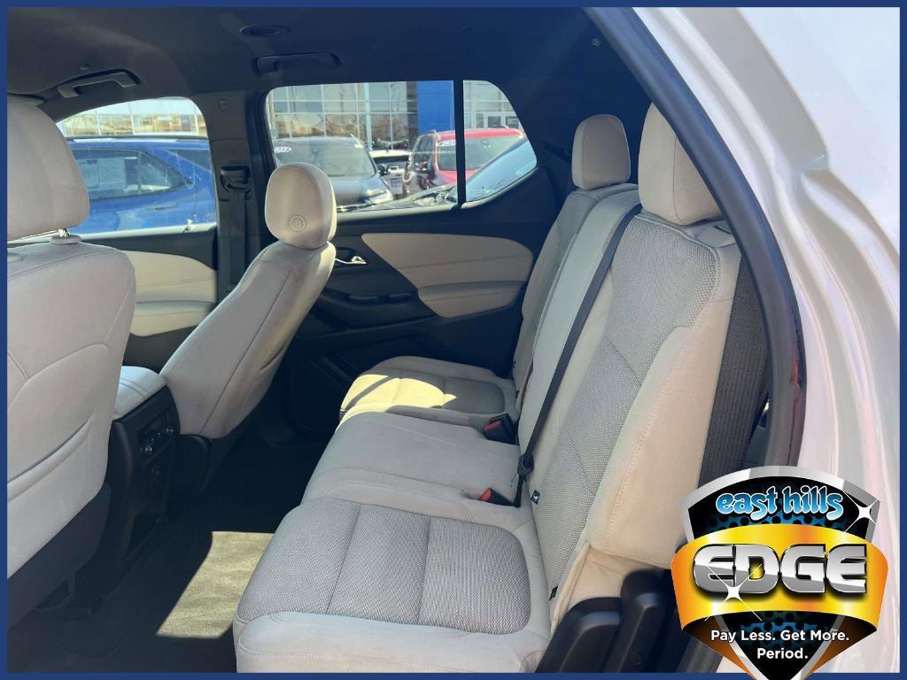 used 2022 Chevrolet Traverse car, priced at $17,995